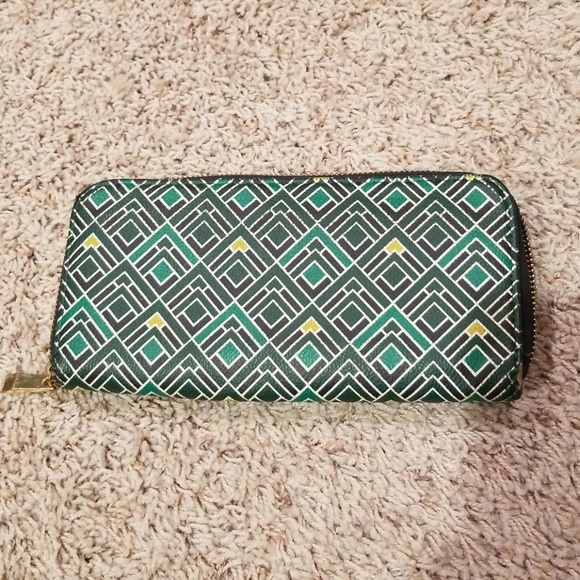 Pattern Wallet - Picture 1 of 2